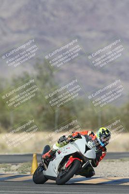 media/Oct-30-2025-Racers Edge (Thu) [[dabbdaf680]]/3-B Group/Session 5 (Turn 6)/